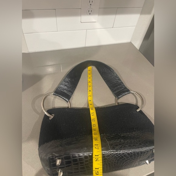 Sarah Oliver wool croc embossed leather bag - Picture 5 of 9